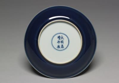 图片[2]-Dish with coblat blue glaze, Ming dynasty, Jiajing reign (1522-1566)-China Archive